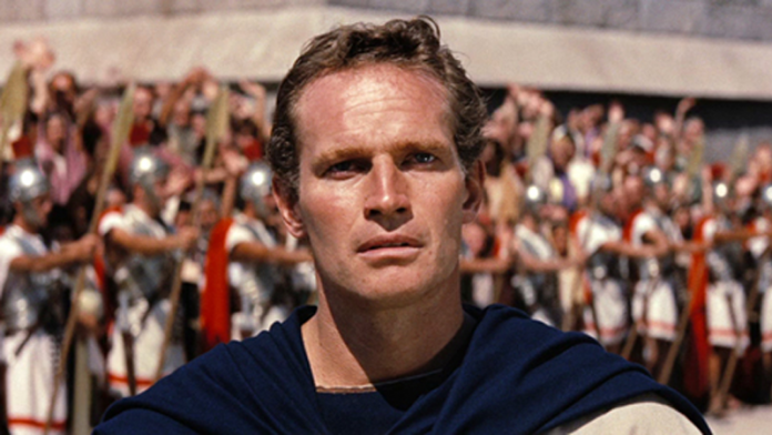 Charlton Heston in una scena di Ben-Hur del 1959. Fonte Wikipedia