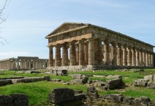 Scavi archeologici di Paestum