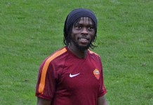 Gervinho, ex giocatore della Roma, fonte By Photo by romazoneCropped and retouched by Danyele - DSC_0725_gervinho (original photo), CC BY 2.0, https://commons.wikimedia.org/w/index.php?curid=47767671