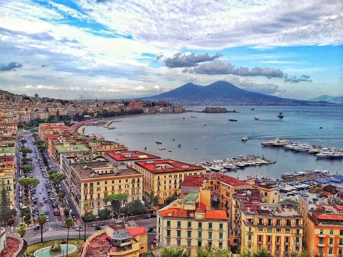 Napoli, fonte Flickr